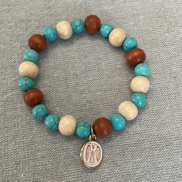 Wooden Stretch Charm Bracelet Set - Picture 4 of 5